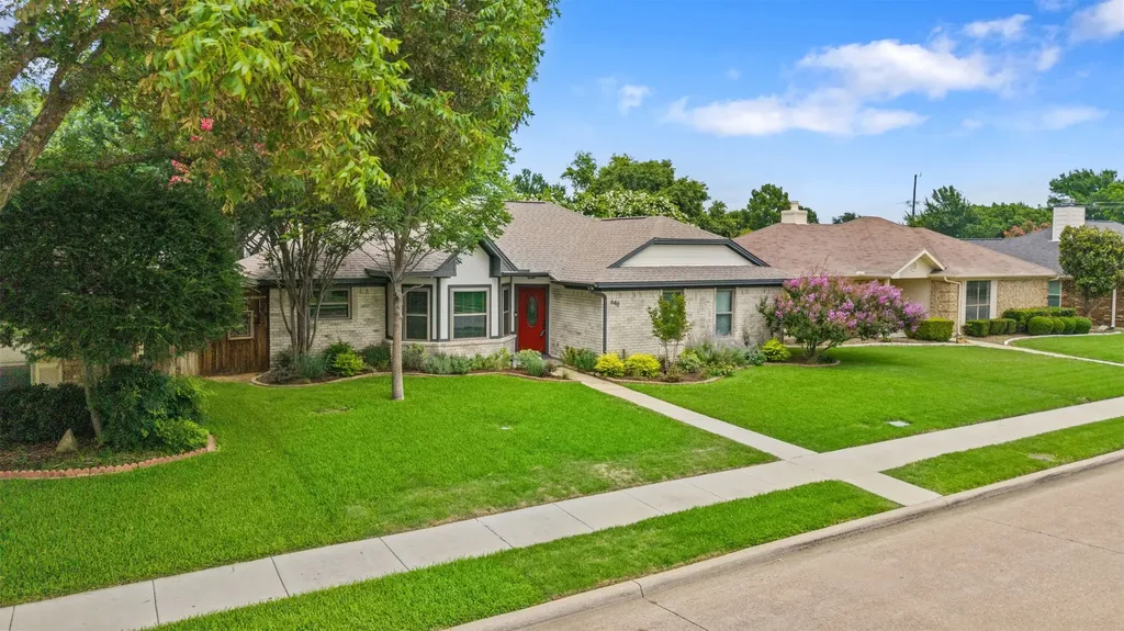 648 Thompson Drive Coppell TX 75019