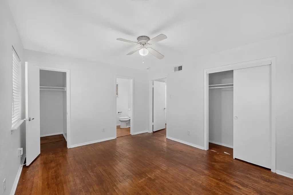 8636 Greenmound Avenue Dallas TX 75227