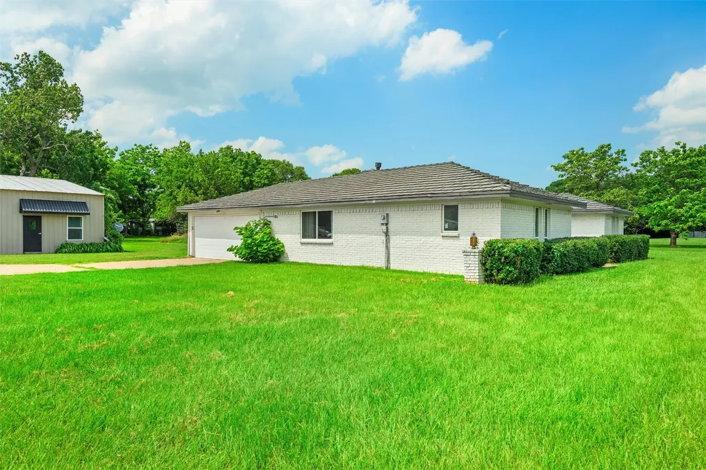215 Pole Bridge Road Seagoville TX 75159