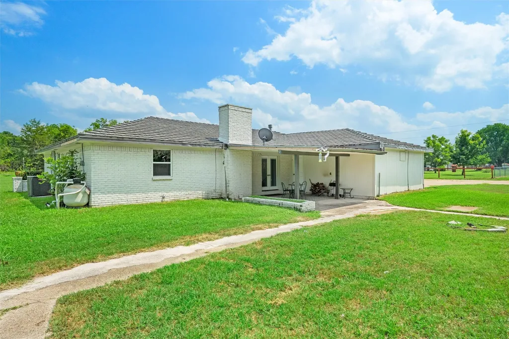 215 Pole Bridge Road Seagoville TX 75159
