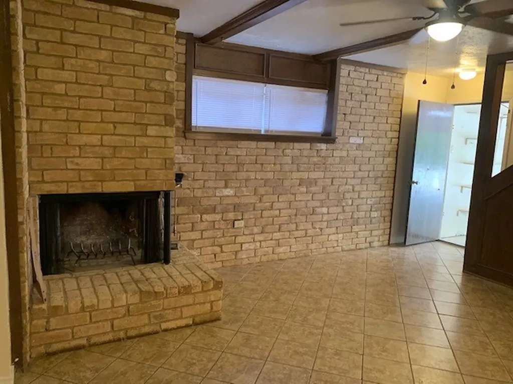 1221 Willow Wood Court Irving TX 75060