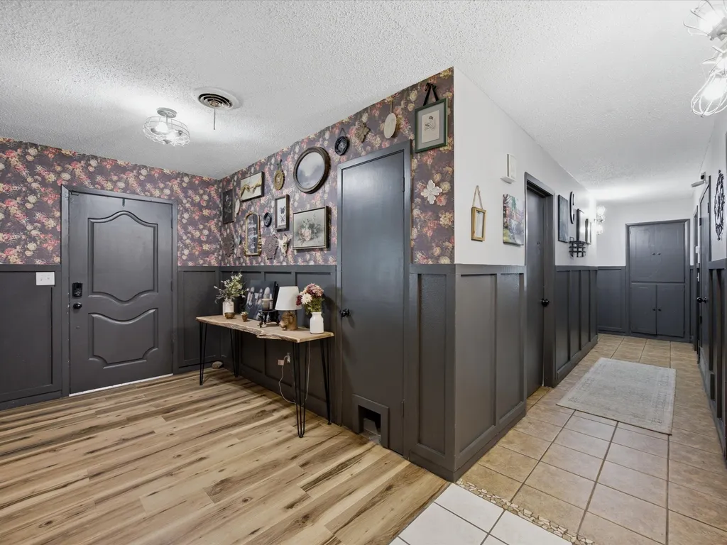 901 Pebble Street Bowie TX 76230