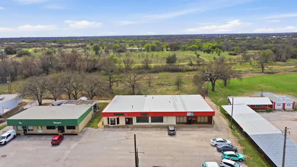 935 E Main Street Eastland TX 76437
