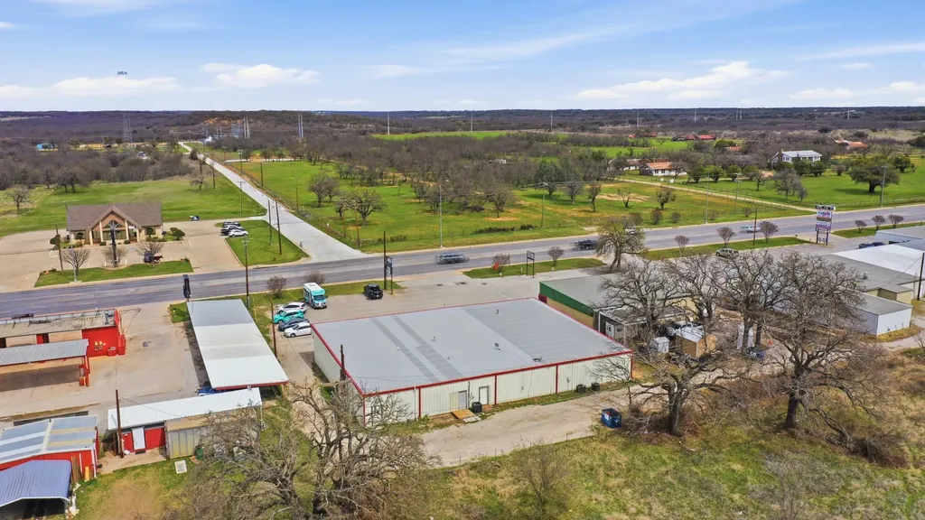 935 E Main Street Eastland TX 76437