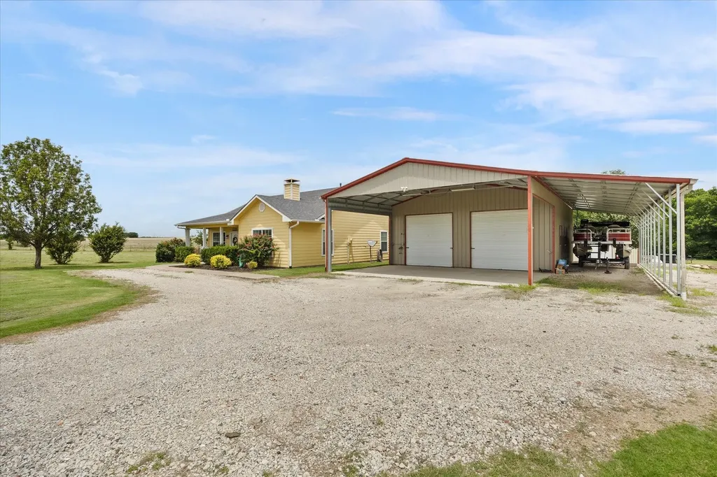 1028 Fm 1566 W Celeste TX 75423