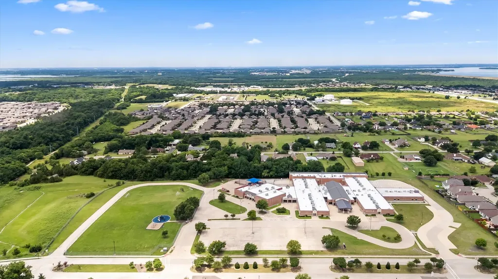 545 Mustang Court Lavon TX 75166