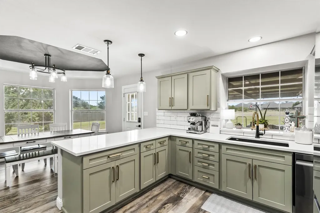 545 Mustang Court Lavon TX 75166