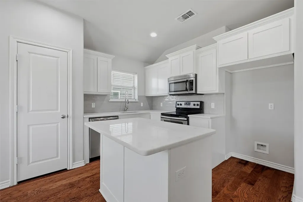 1202 Southridge Lane Sherman TX 75092