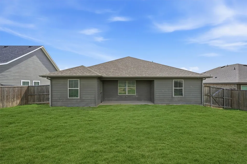 1202 Southridge Lane Sherman TX 75092