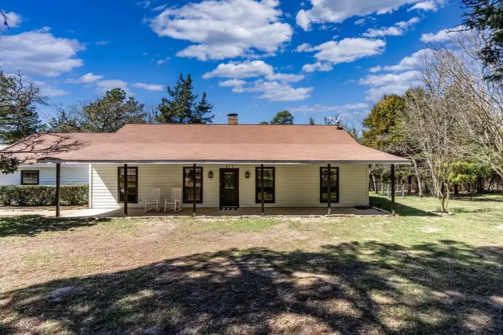 812 An County Road 3194 Frankston TX 76763