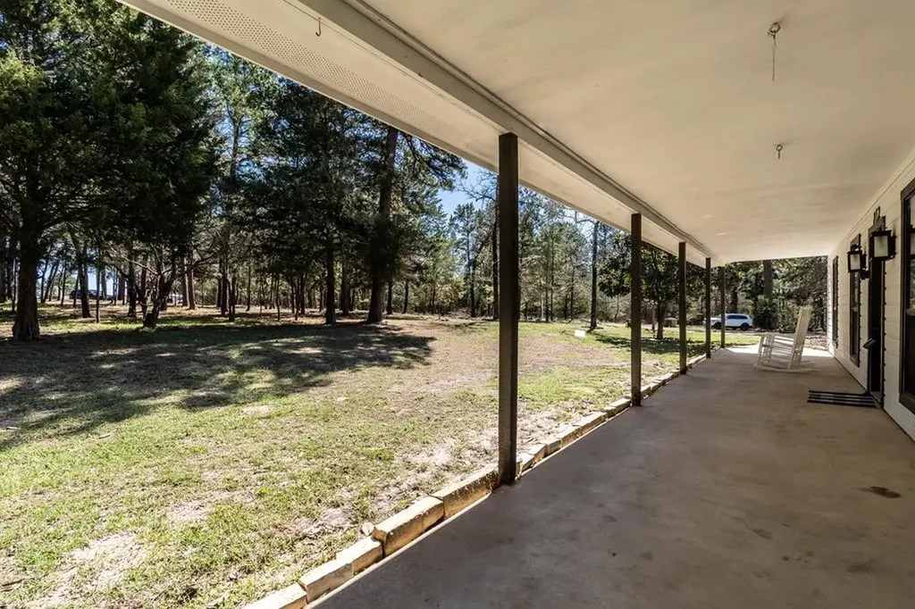 812 An County Road 3194 Frankston TX 76763