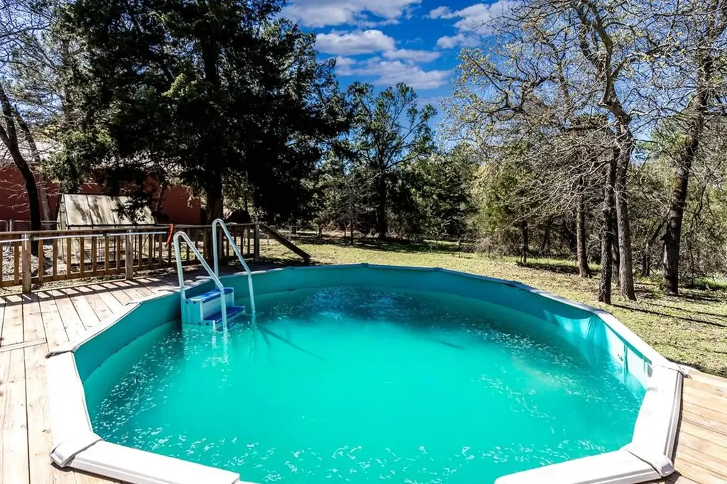 812 An County Road 3194 Frankston TX 76763