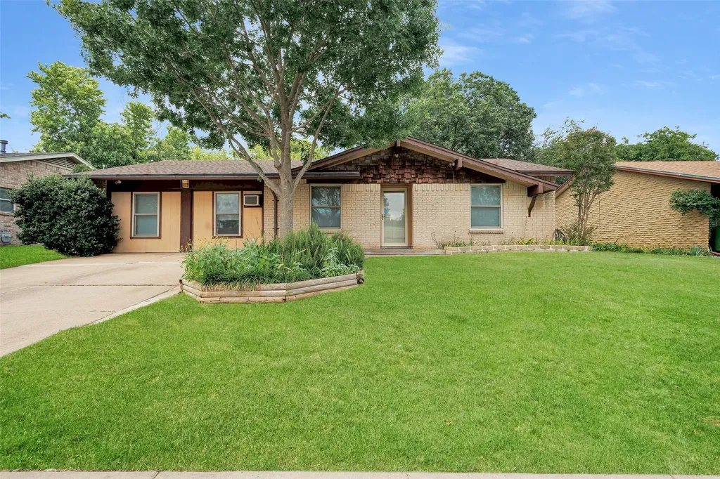 1507 Harvest Hill Lane Arlington TX 76014