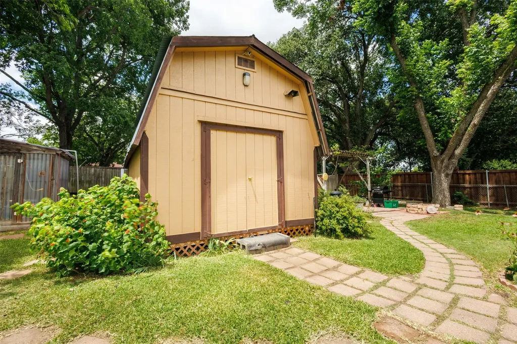 1507 Harvest Hill Lane Arlington TX 76014