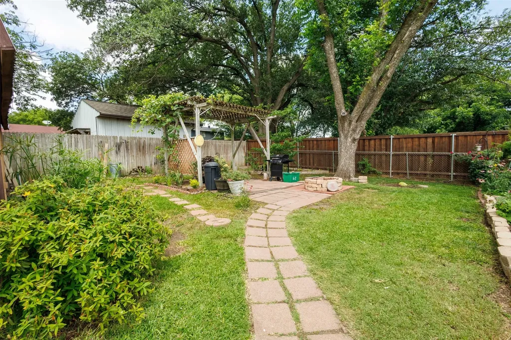 1507 Harvest Hill Lane Arlington TX 76014