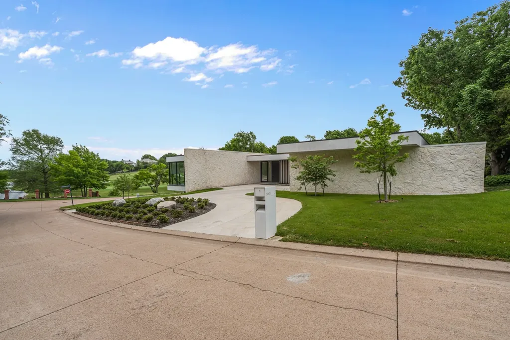 6001 Annandale Drive Fort Worth TX 76132