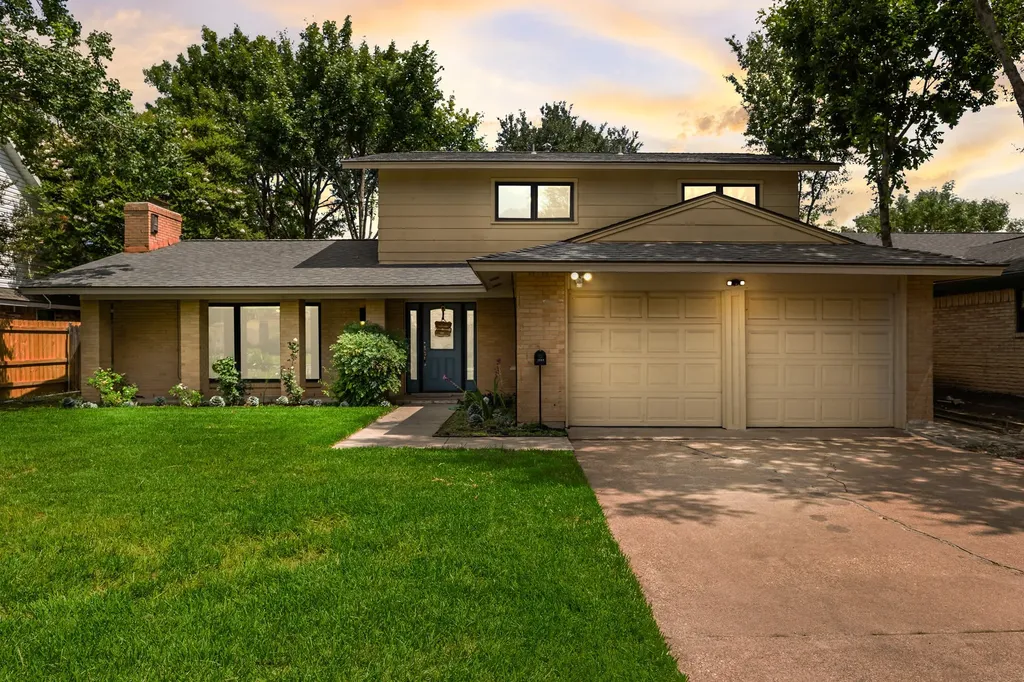 1305 Atlanta Drive Irving TX 75062