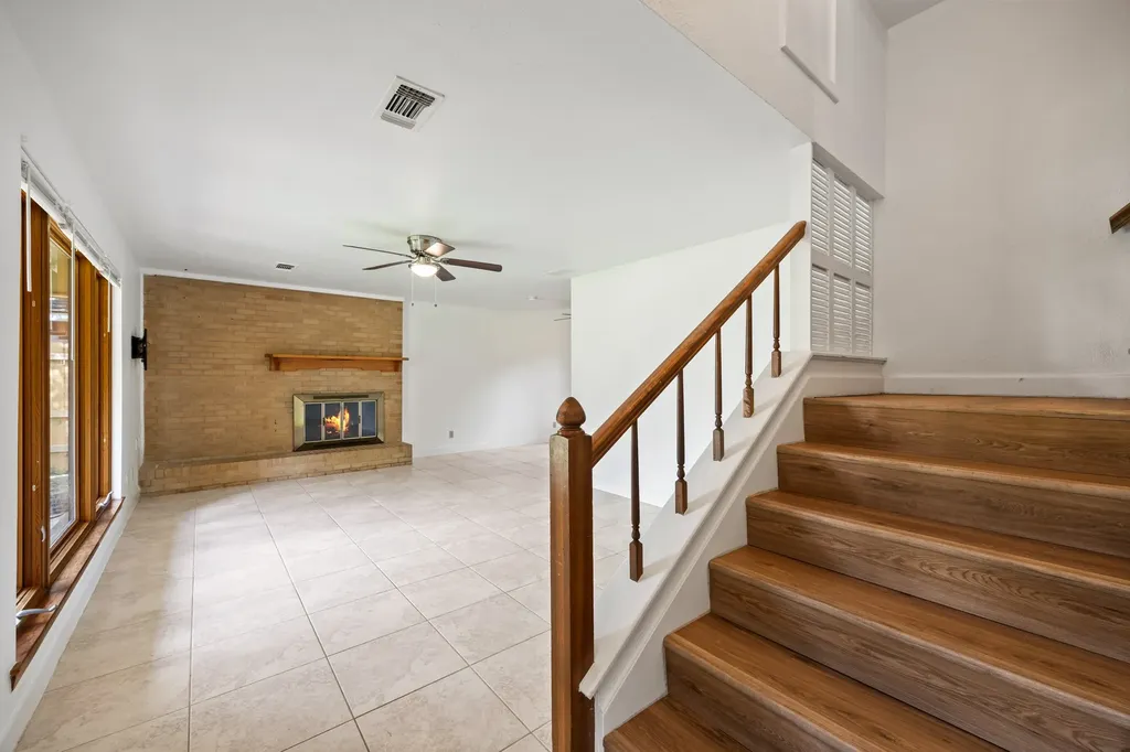 1305 Atlanta Drive Irving TX 75062