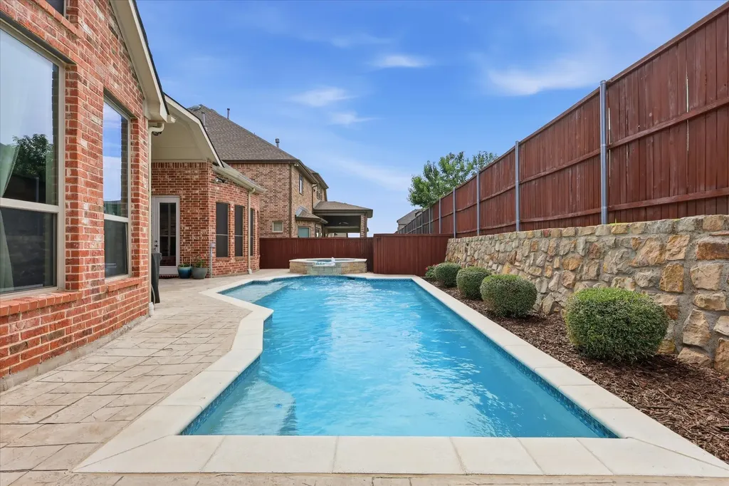2102 Grassland Court Allen TX 75013