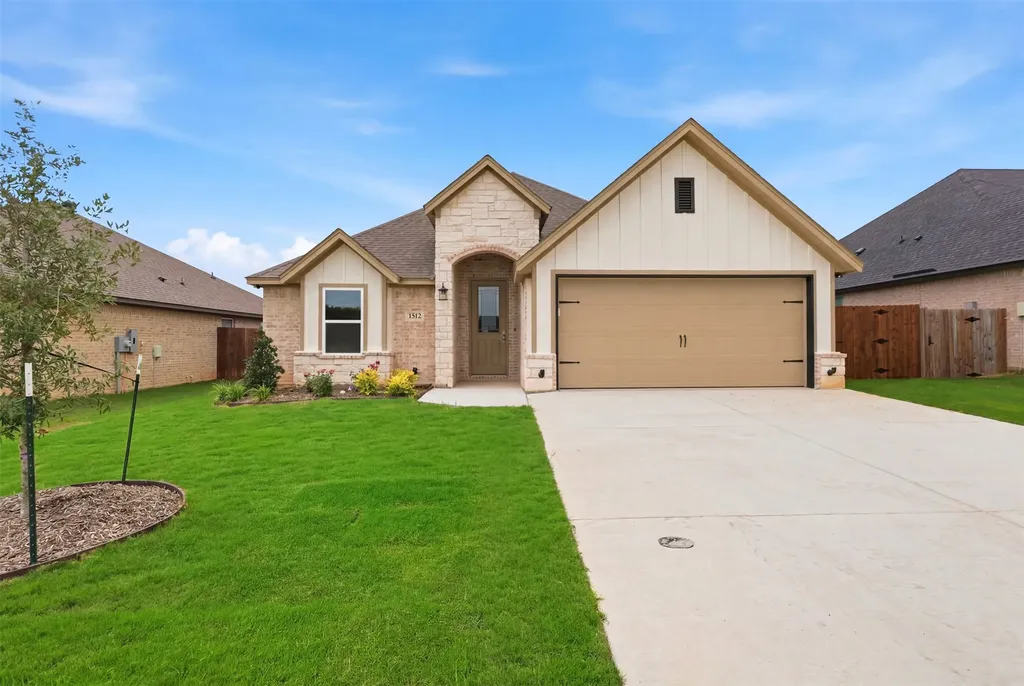 1512 Oleander Drive Tolar TX 76476