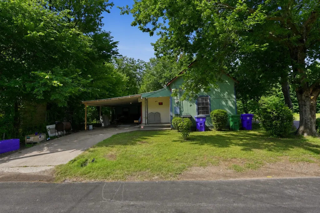916 Turner Street Waco TX 76704