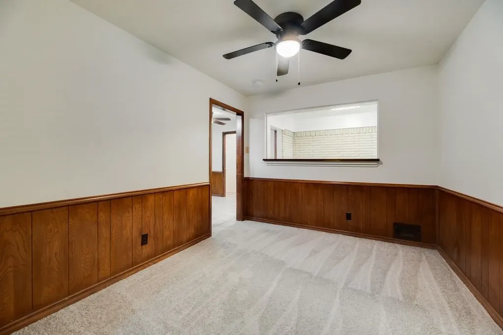 1817 Bardfield Avenue Garland TX 75041