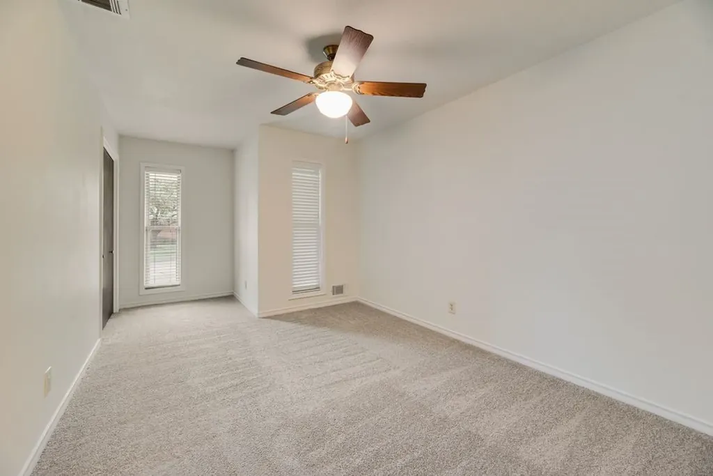 1817 Bardfield Avenue Garland TX 75041