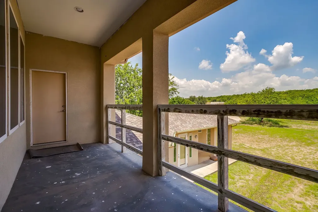 3124 Koscher Drive Grand Prairie TX 75104