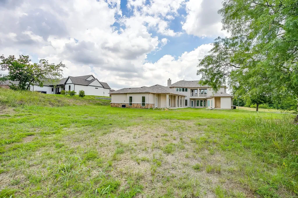 3124 Koscher Drive Grand Prairie TX 75104