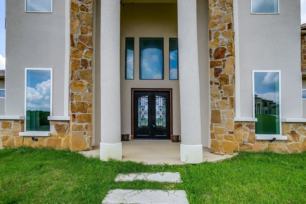 3124 Koscher Drive Grand Prairie TX 75104