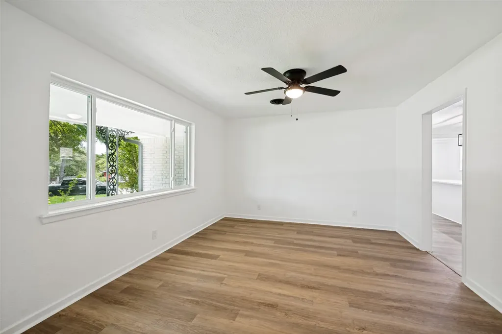 1112 Karla Drive Hurst TX 76053