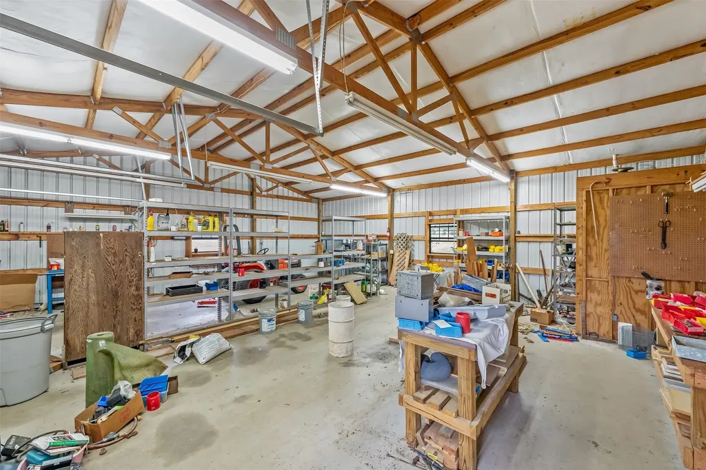 20388 County Road 150 Flint TX 75762