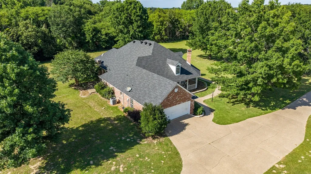 20388 County Road 150 Flint TX 75762