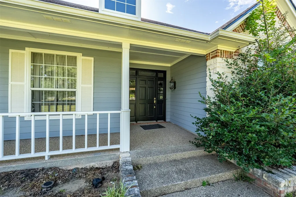 20388 County Road 150 Flint TX 75762