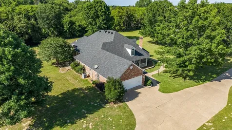 20388 County Road 150 Flint TX 75762