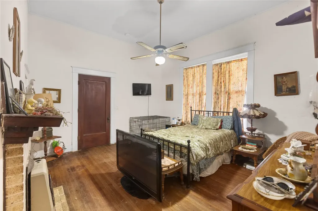 300 Hickory Street Honey Grove TX 75446