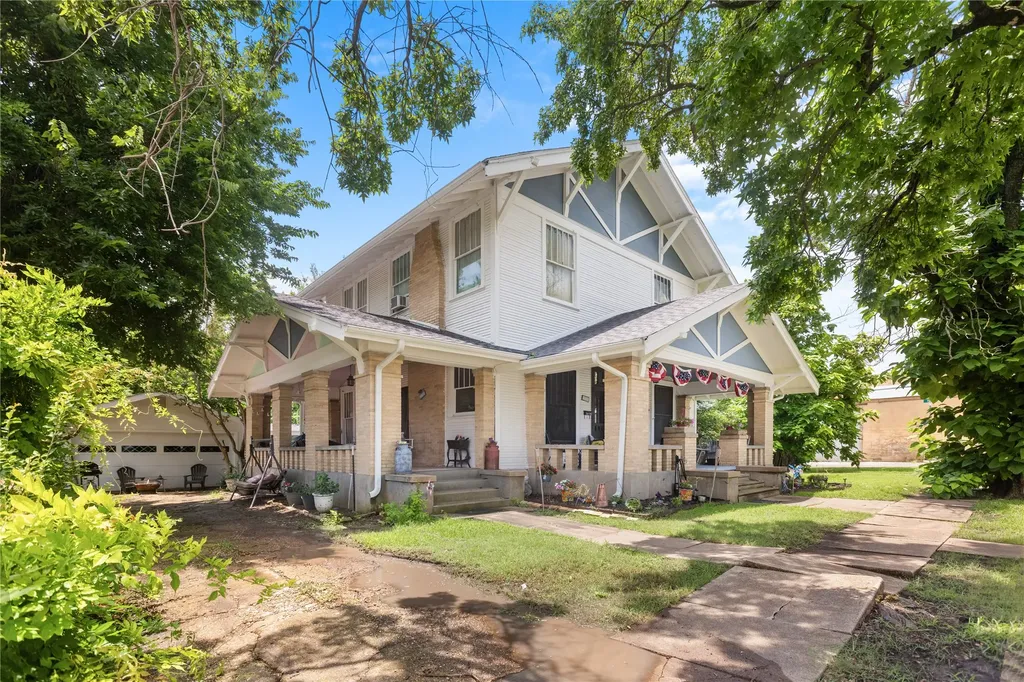 300 Hickory Street Honey Grove TX 75446