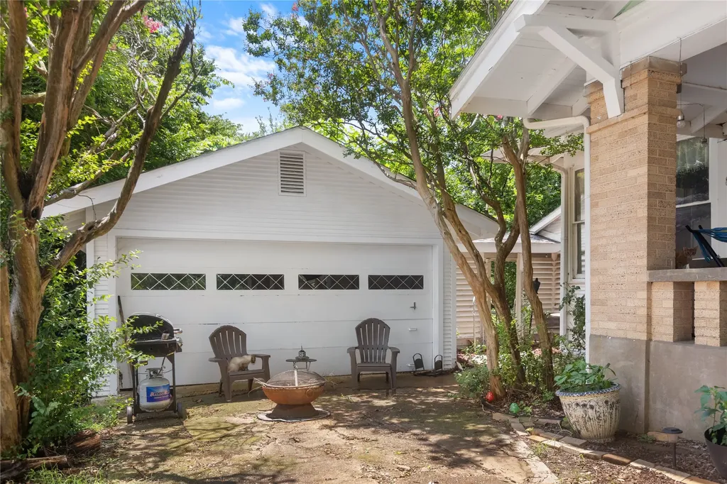 300 Hickory Street Honey Grove TX 75446