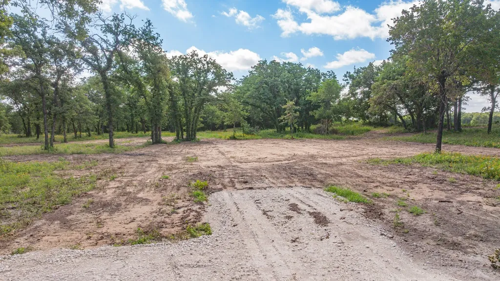 19715 S Highway 281 Santo TX 76472