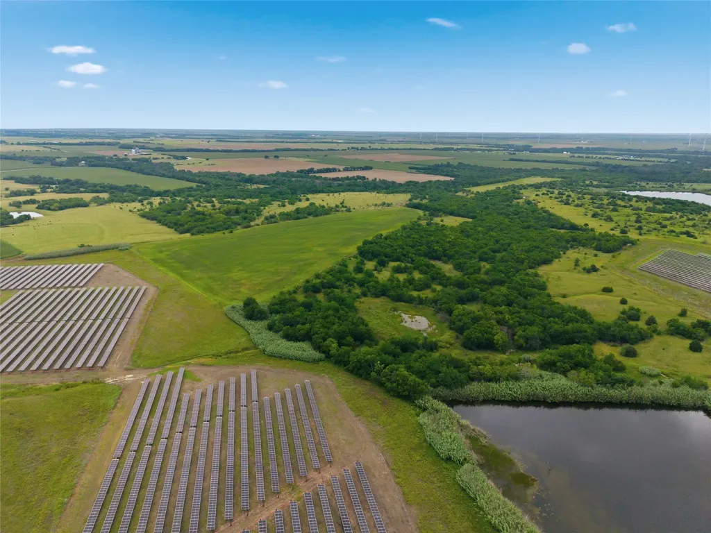 Tbd Hcr 3165 Road Abbott TX 76621