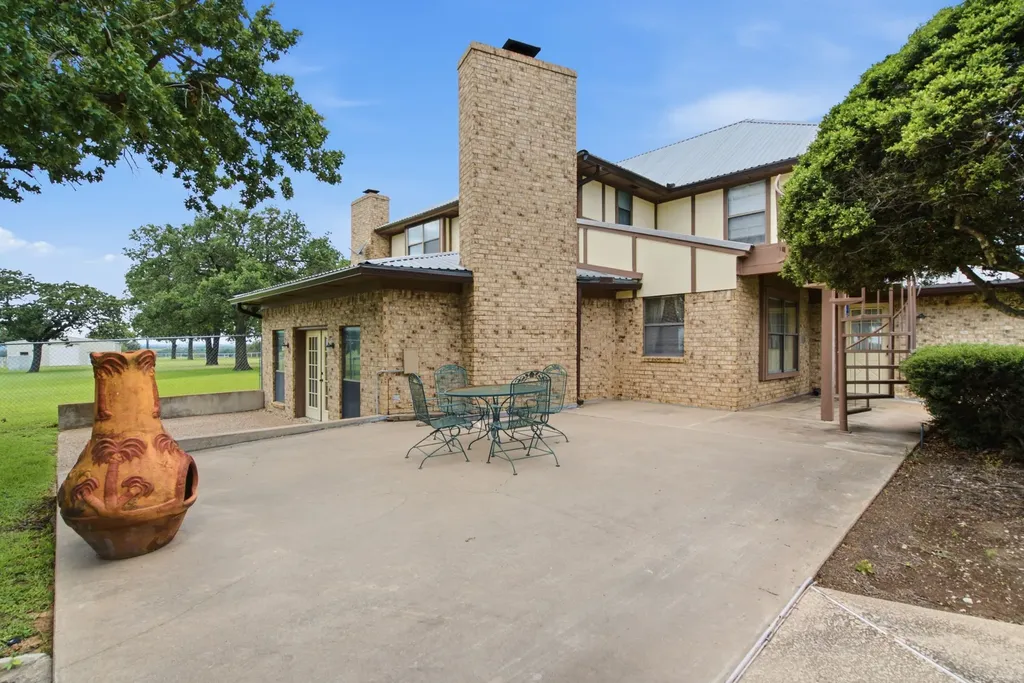 7900 Highway 6 De Leon TX 76444