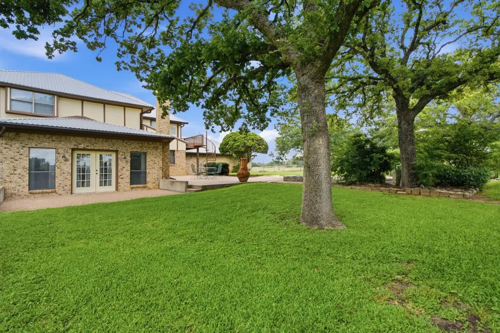 7900 Highway 6 De Leon TX 76444