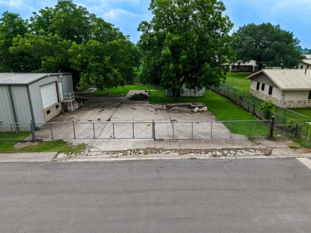 837 State Hwy 171 Highway Mexia TX 76667