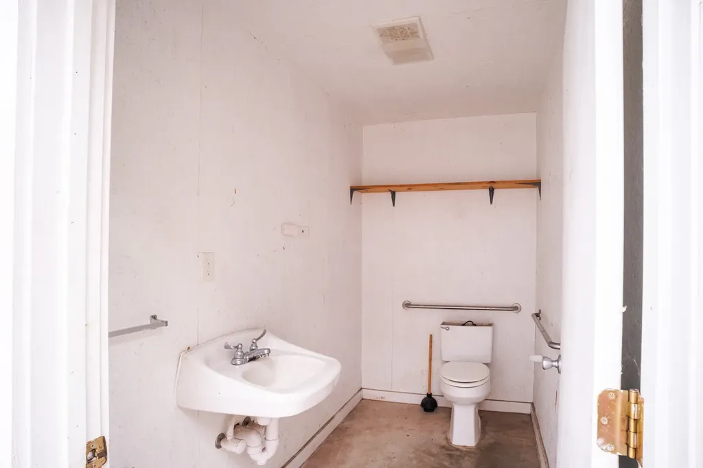 837 State Hwy 171 Highway Mexia TX 76667