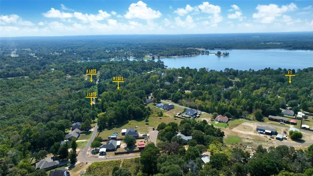 208 County Road 2267 Mineola TX 75773