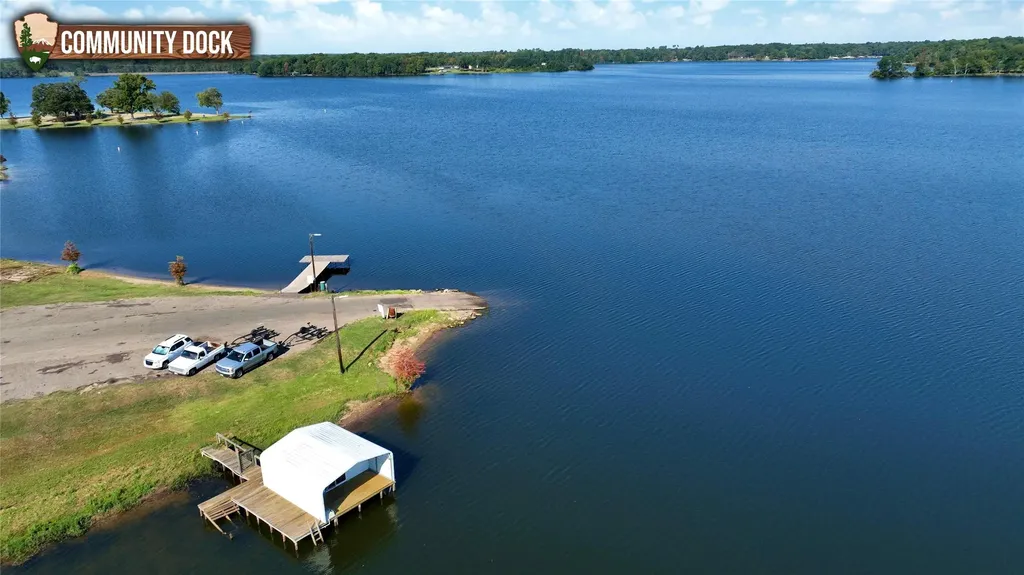 208 County Road 2267 Mineola TX 75773