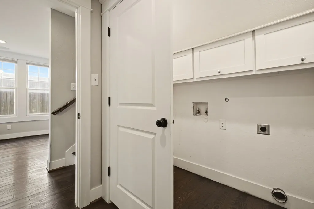 209 S Windomere Avenue Dallas TX 75208