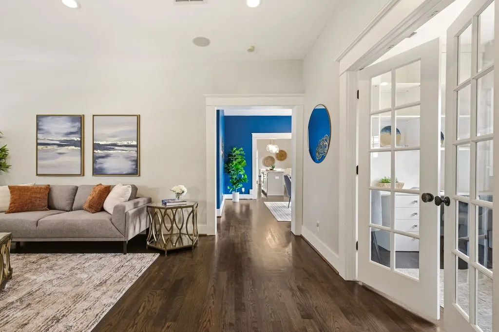 209 S Windomere Avenue Dallas TX 75208