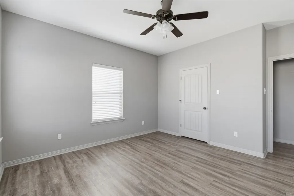 101 W Capps Street Rio Vista TX 76093