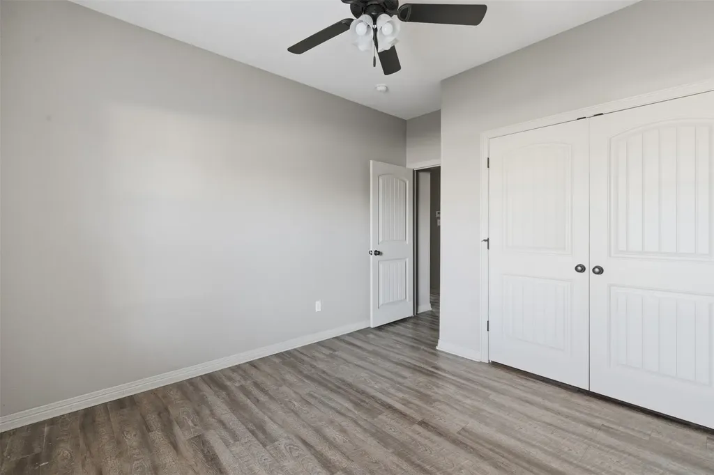 101 W Capps Street Rio Vista TX 76093